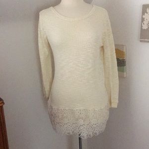 Ivory sweater with lace